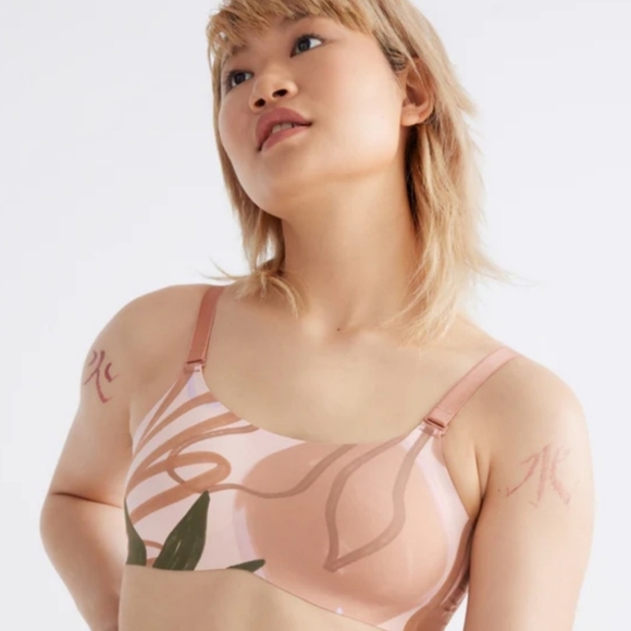 Knix Multicolor and Green Bras - Picture 7 of 14